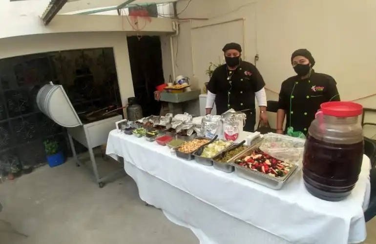 parrillada-con-personal